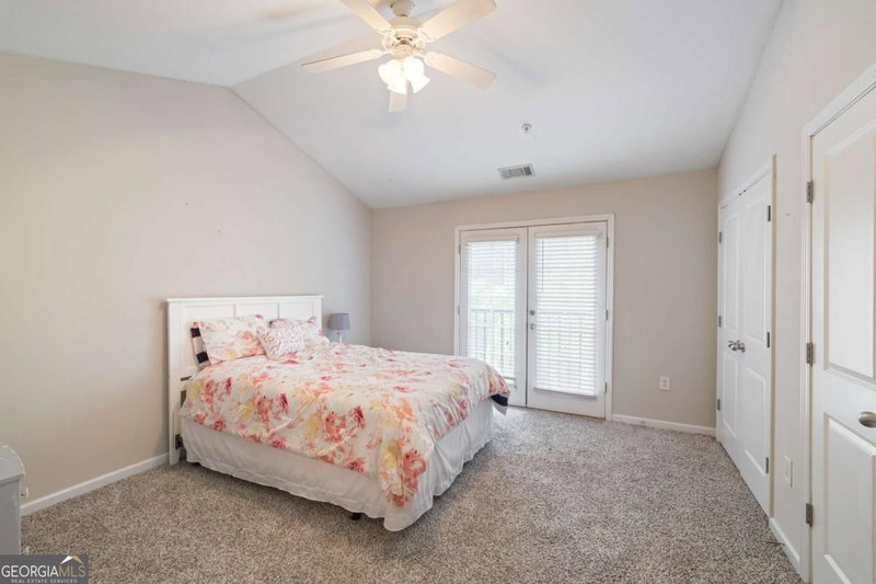 Photo 18 of 1035 Barnett Shoals Road #626