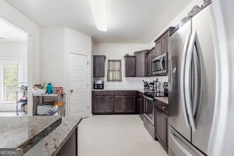 Photo 11 of 370 Springwater Way