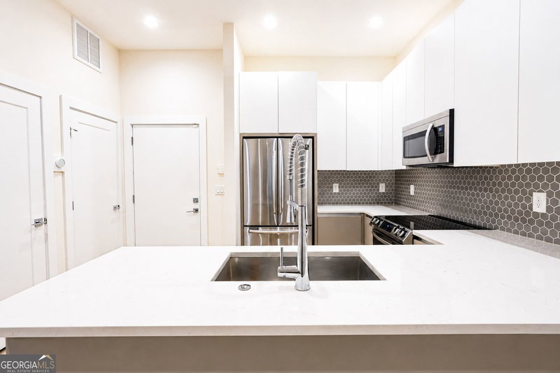 Photo 7 of 1155 Custer Avenue SE #108
