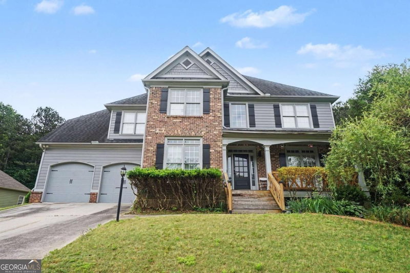 521 Richmond Place