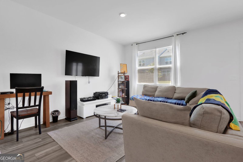 Photo 8 of 103 Thetford Way #172