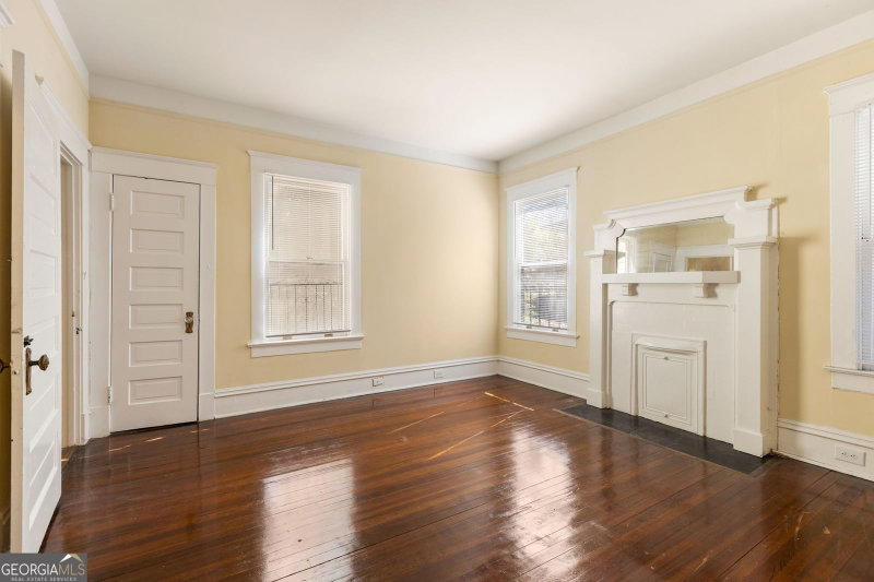 Photo 18 of 120 S Candler Street