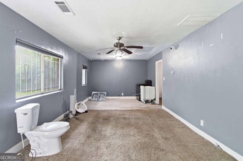Photo 6 of 2079 Woodberry Avenue