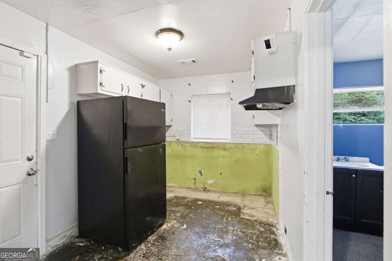 Photo 7 of 2079 Woodberry Avenue