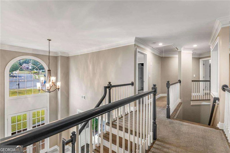 Photo 16 of 220 Milano Drive SW