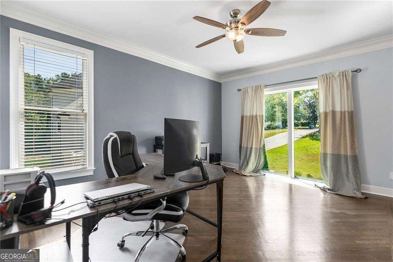 Photo 37 of 220 Milano Drive SW