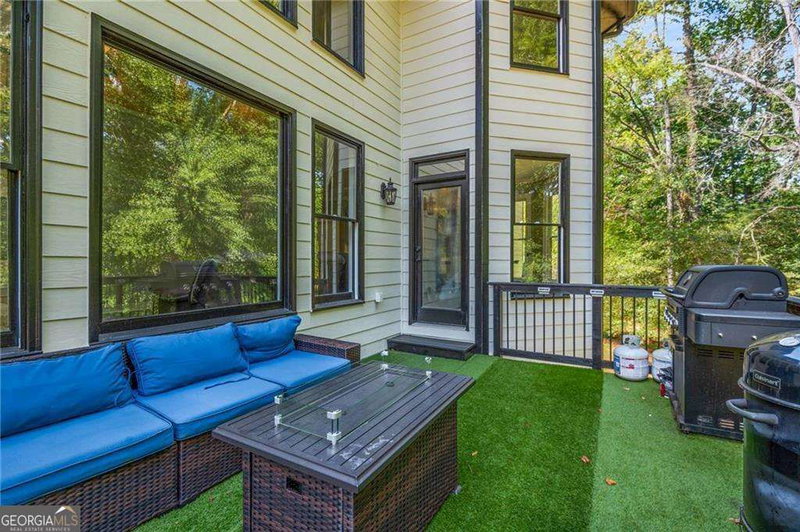 Photo 39 of 220 Milano Drive SW