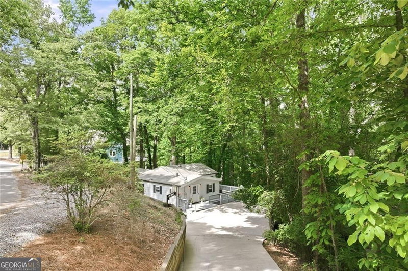 Photo 40 of 528 Oak Grove Road