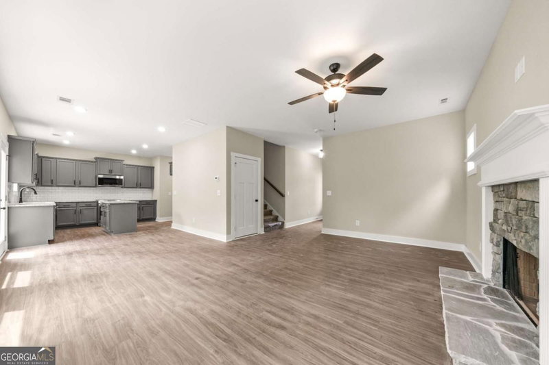 Photo 11 of 500 BENSON MEADOWS Drive