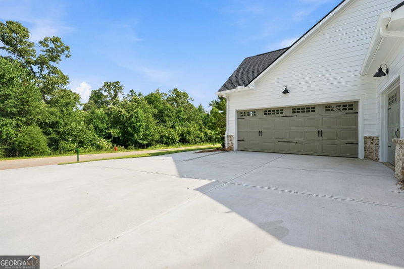 Photo 3 of 618 Sweetgrass Drive