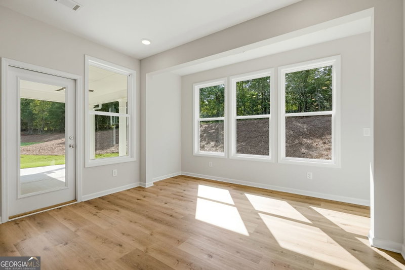 Photo 5 of 618 Sweetgrass Drive