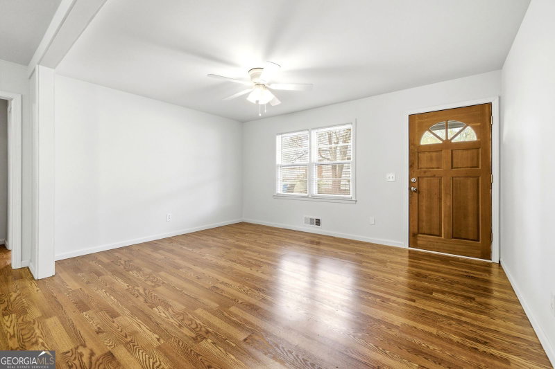 Photo 6 of 162 Orchard Circle