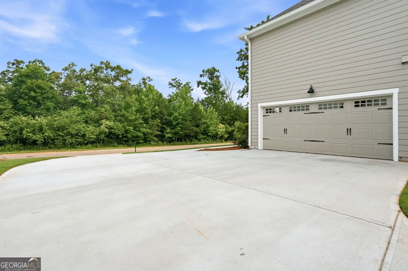 Photo 3 of 630 Sweetgrass Drive