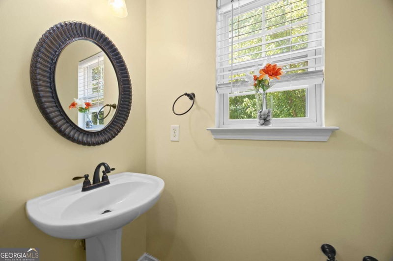 Photo 14 of 4041 Oak Crossing Drive