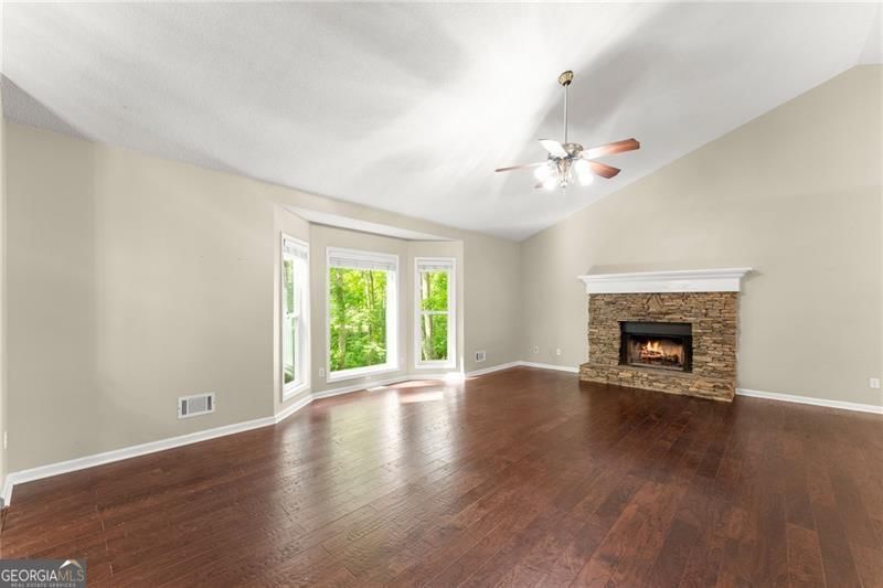 Photo 9 of 7095 Cogburn Road