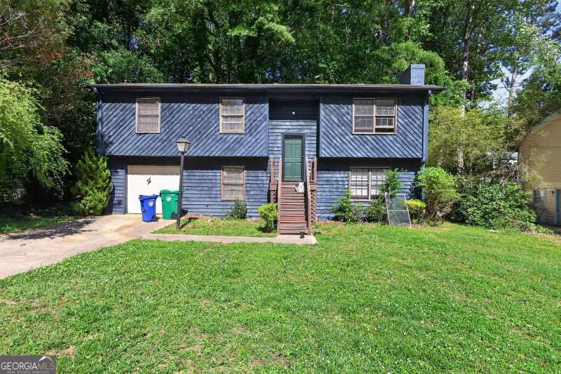 Photo 4 of 2128 Tiffany Lane