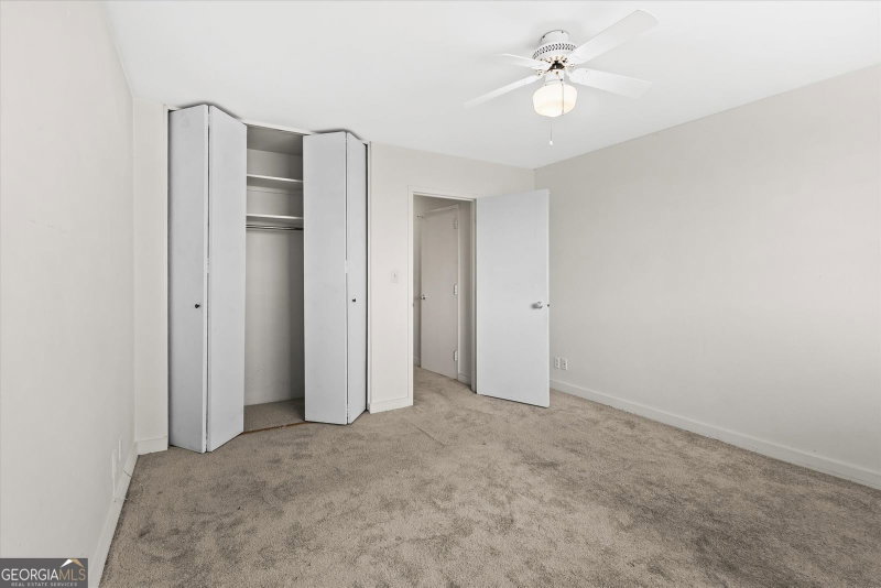 Photo 26 of 215 Piedmont Avenue NE #702