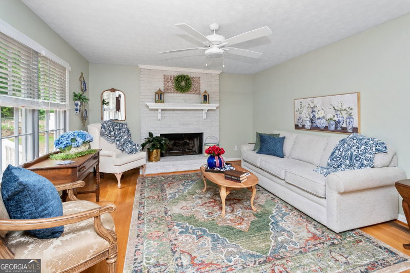 Photo 12 of 405 Ridgemont Dr No Street Suffix