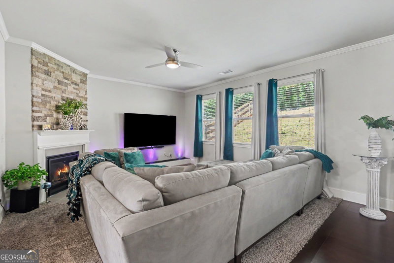 Photo 8 of 7247 Demeter Drive