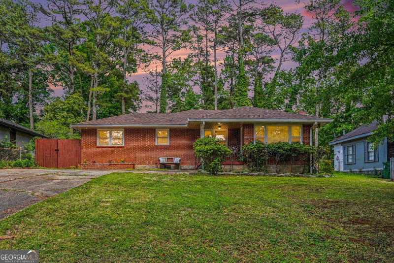1950 Glendale Drive