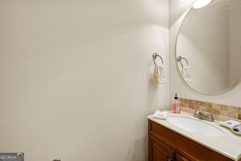 Photo 23 of 90 Westwind Drive