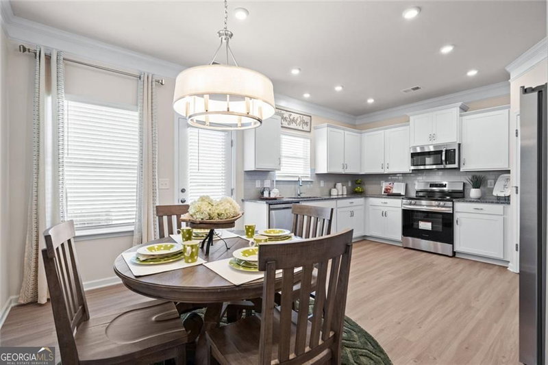 Photo 9 of 100 Sylvie Drive #1