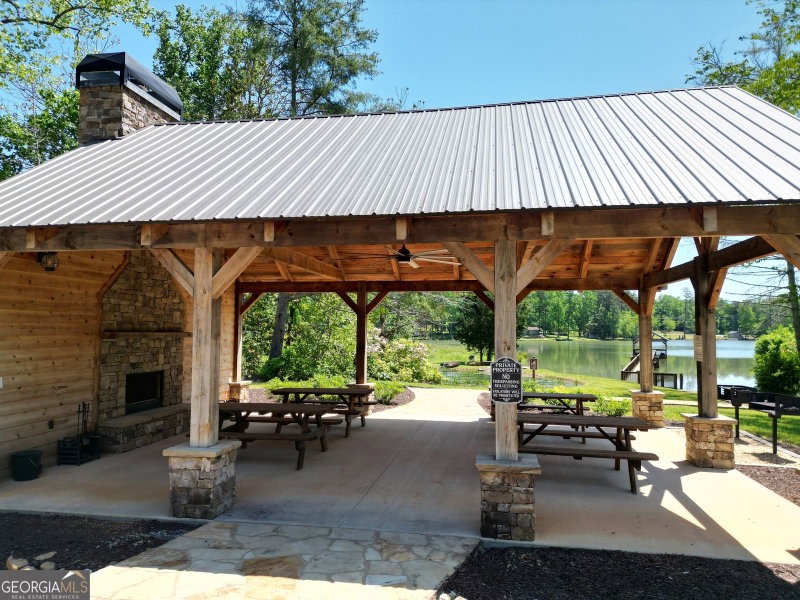 Photo 33 of 990 Yonah Lake Drive