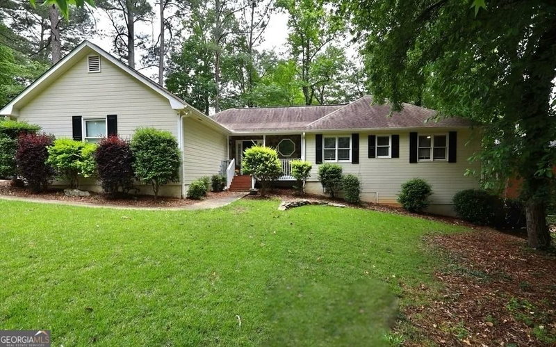 1149 Magnolia Drive