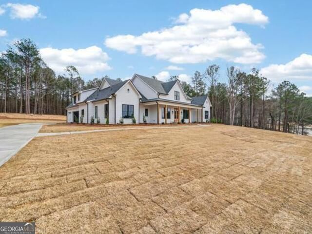 Photo 4 of 2020 Clearwater Drive