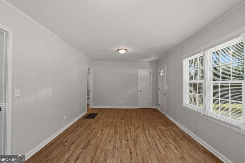 Photo 12 of 2666 Blount Street