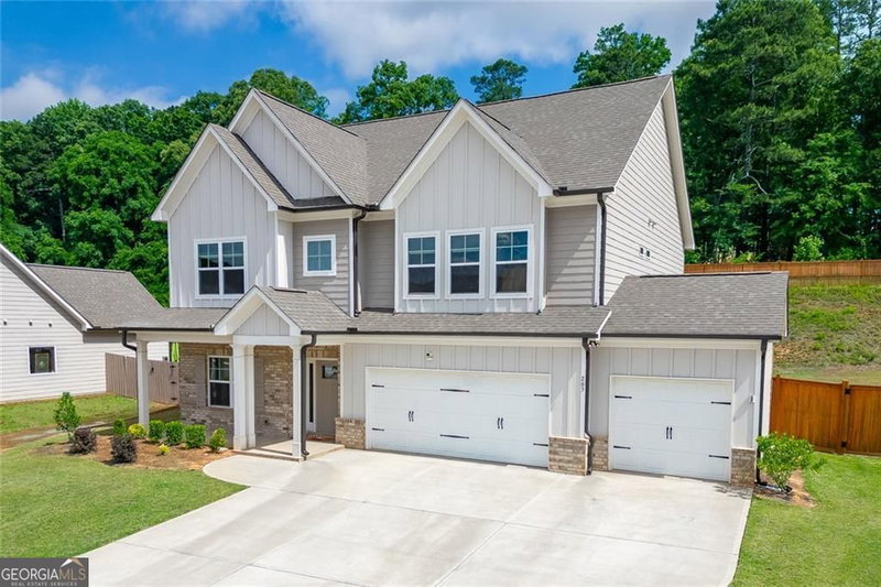 Photo 2 of 265 Cherokee Rose Lane