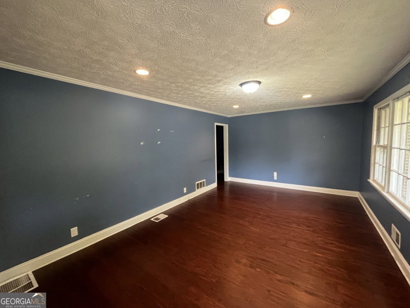 Photo 14 of 1314 Greenview Drive