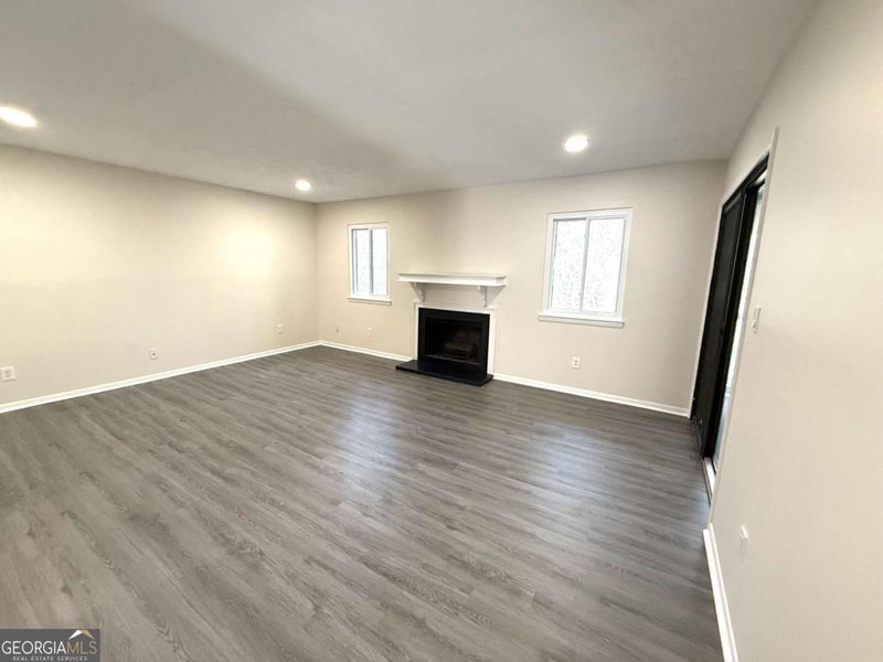 Photo 13 of 2897 Torreya Way SE