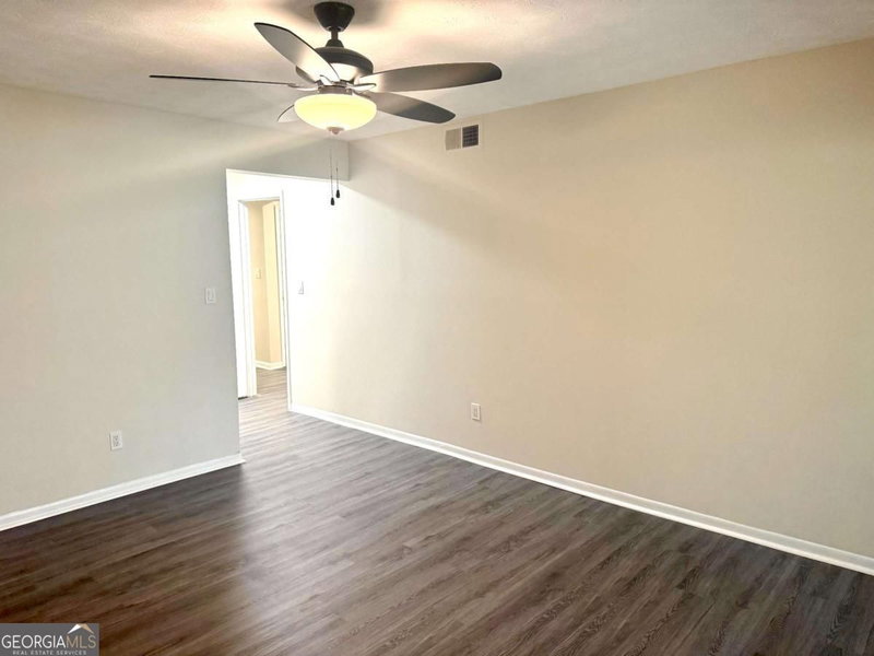 Photo 16 of 2897 Torreya Way SE