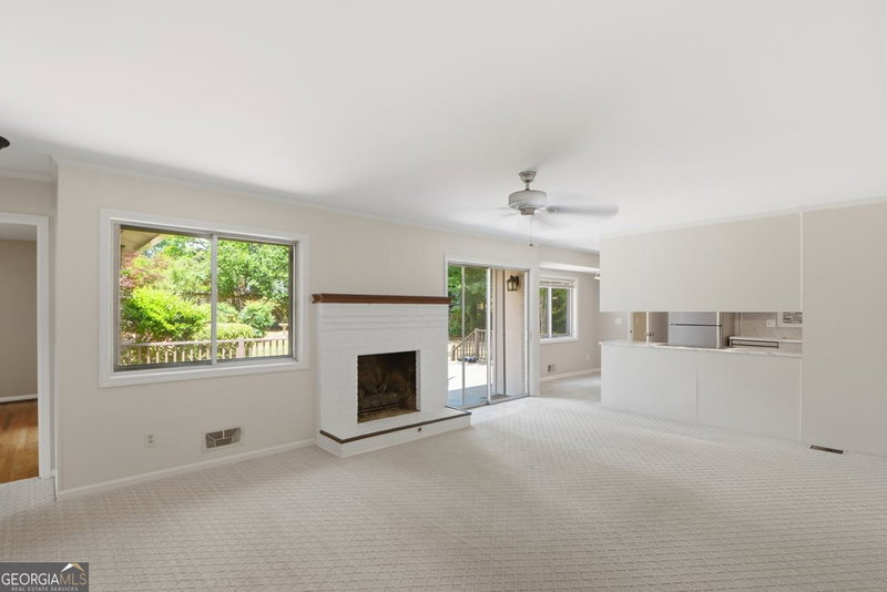 Photo 24 of 2801 Sagamore Hill Drive SE