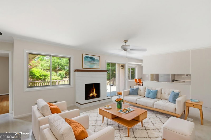 Photo 27 of 2801 Sagamore Hill Drive SE