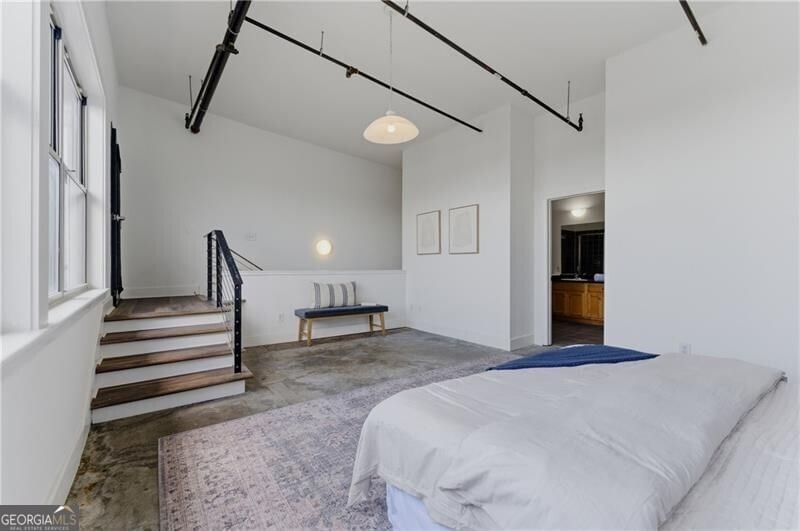 Photo 19 of 505 Whitehall Street SW #401