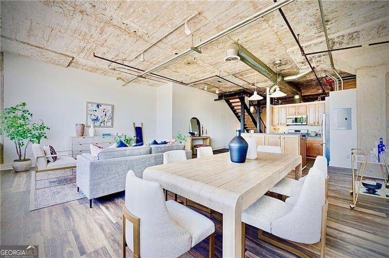 Photo 5 of 505 Whitehall Street SW #401