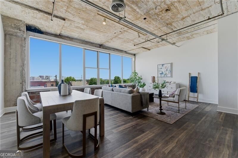 Photo 9 of 505 Whitehall Street SW #401