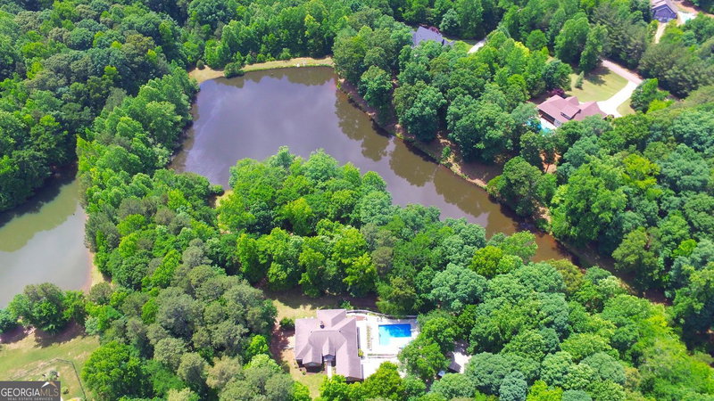 72 Lake Court
