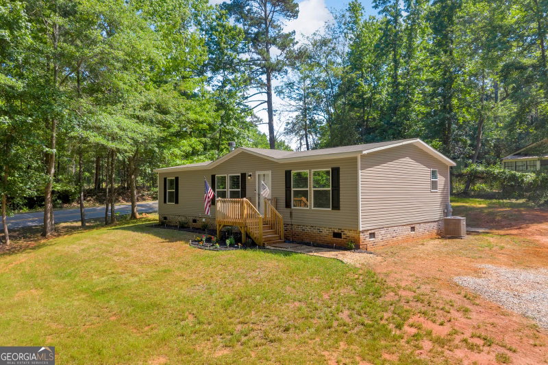 Photo 7 of 220 Trout Drive