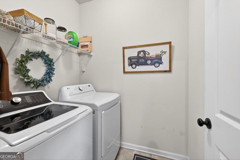 Photo 25 of 4615 Silver Oak Drive SW