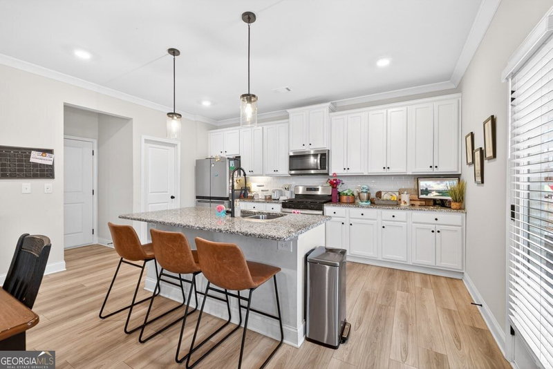 Photo 7 of 4615 Silver Oak Drive SW