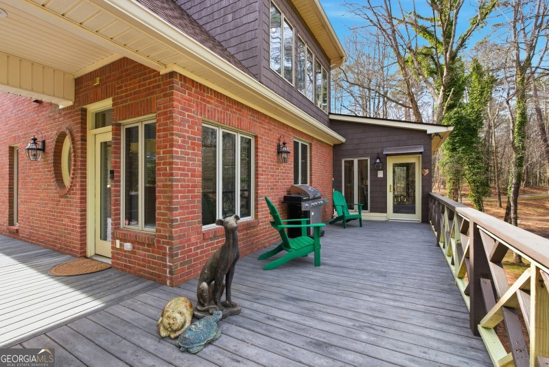 Photo 16 of 151 Ivy Street