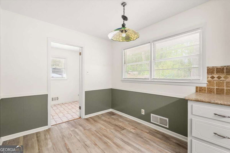 Photo 11 of 1267 Sycamore Drive SW