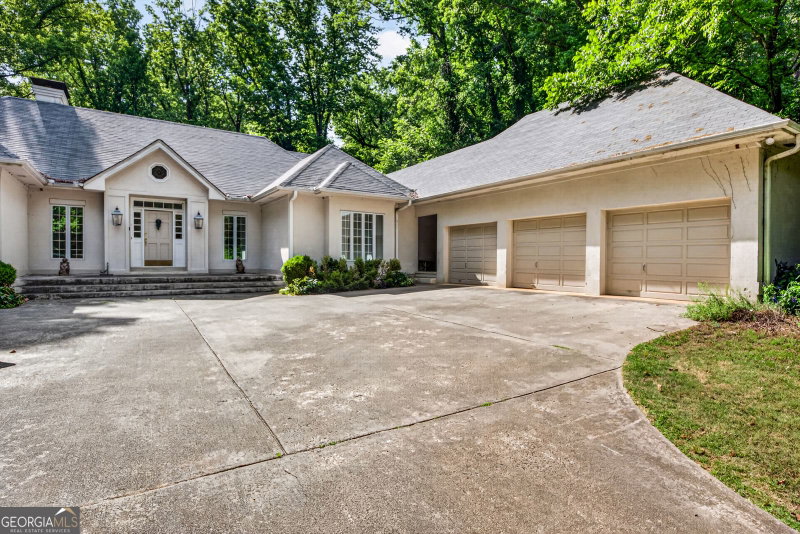 580 Westview Drive