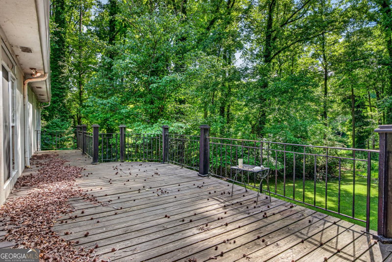 Photo 60 of 580 Westview Drive