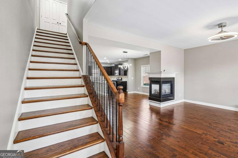 Photo 16 of 4199 Baverton Drive