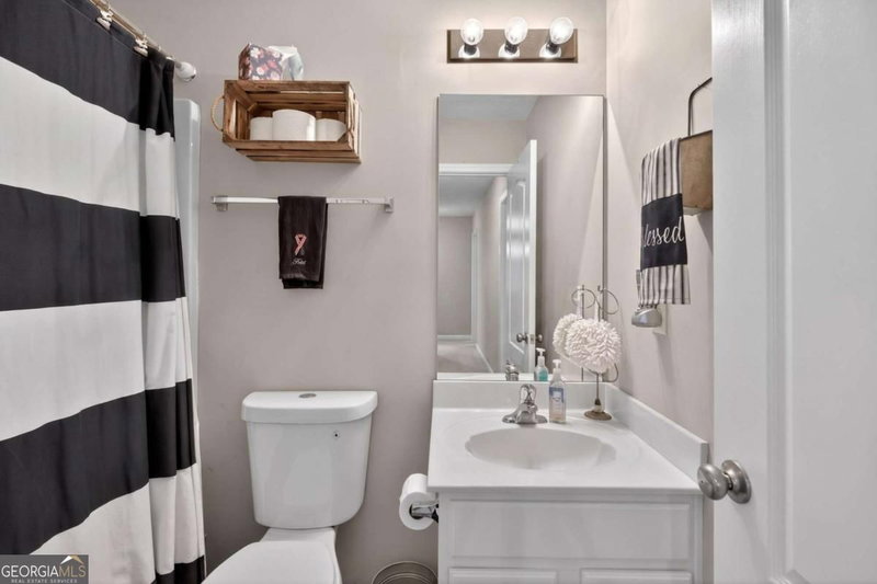 Photo 20 of 613 Hemlock Court