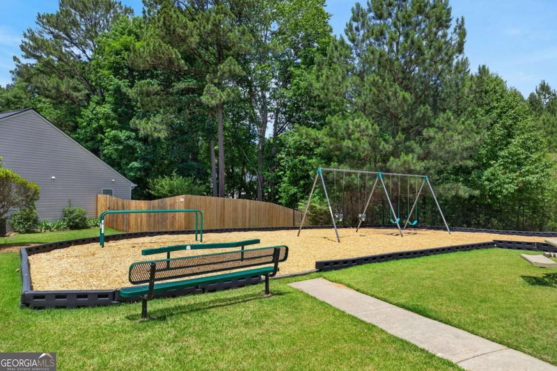 Photo 42 of 613 Hemlock Court